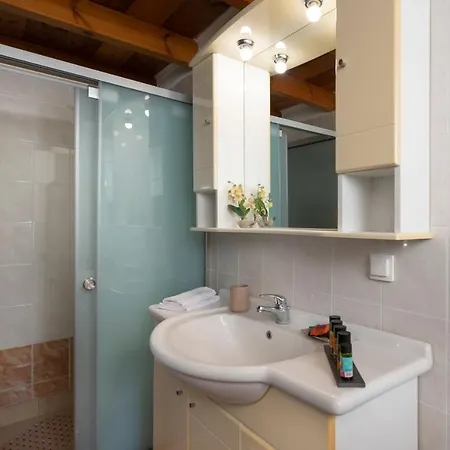 Pagonas Traditional House Apartamento *